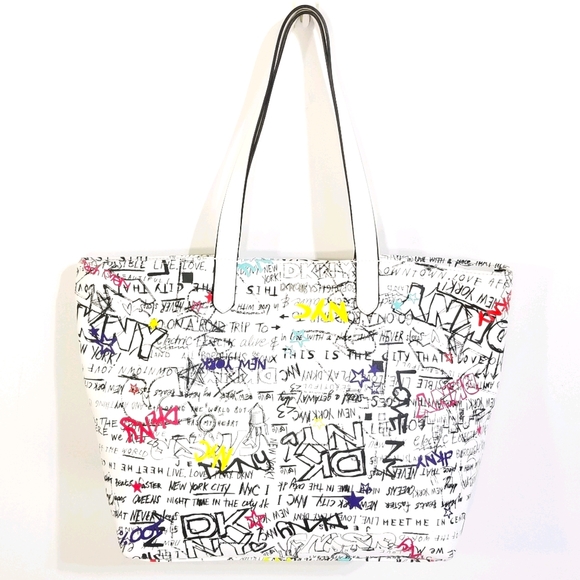 Schmelzen Schlange Konzept dkny ashlee bag WeltrekordGuinnessBuch Immer